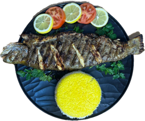 ماهی شکم پر با برنج زعفرانی